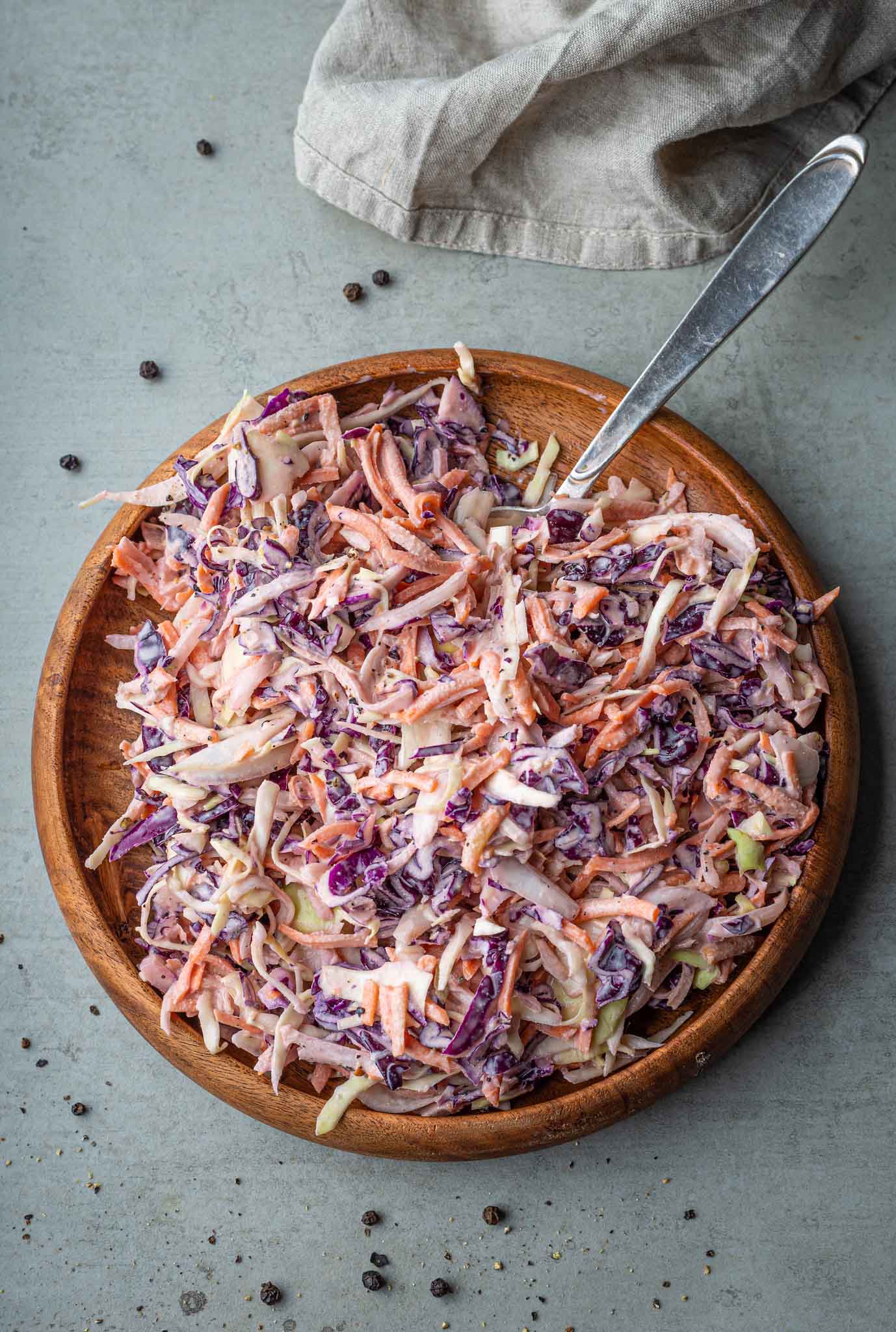 Coleslaw – Cremiger Krautsalat mit veganem Cashewdressing